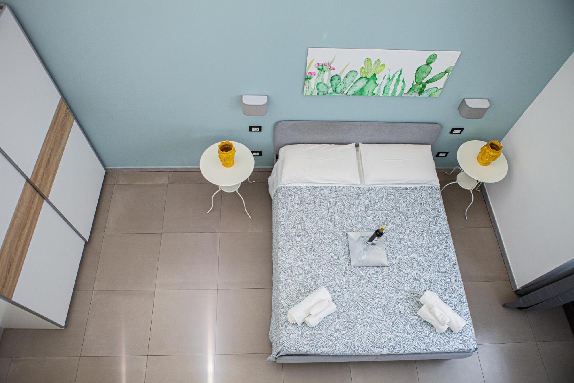 Ruggero Settimo - Holiday Houses Catania-Fontanarossai nemzetközi repülőtér Kültér fotó